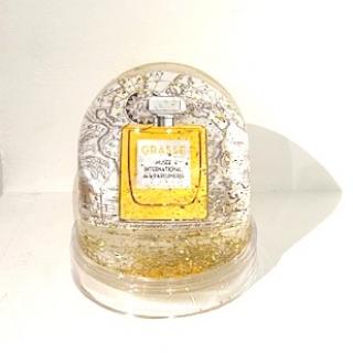 Boule à neige paillettes dorées